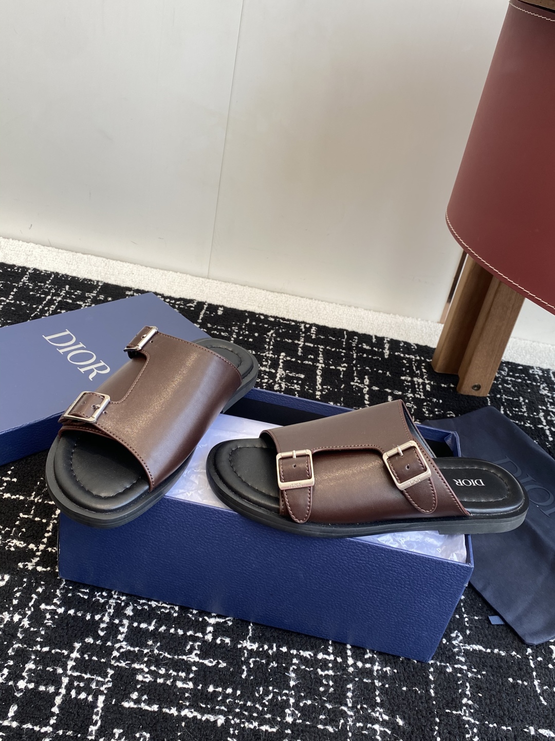 代购级
Dior  25ss 春夏最新款  男士超轻发泡大底 凉拖

夏威夷沙滩运动拖鞋 Angelab