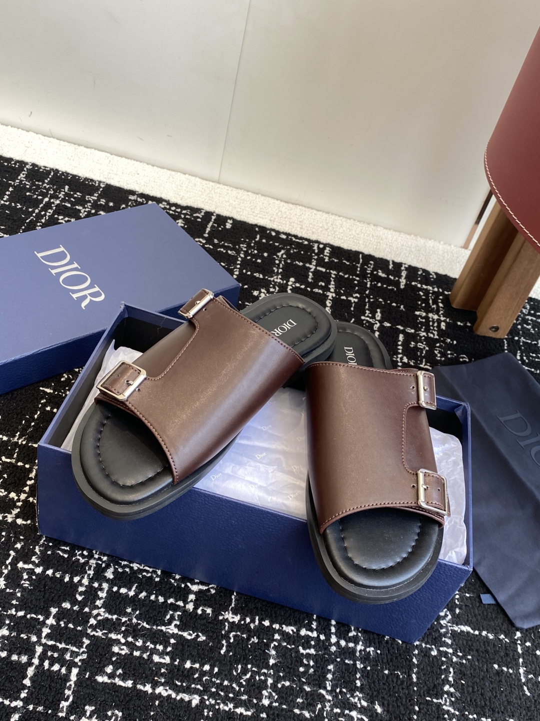 代购级
Dior  25ss 春夏最新款  男士超轻发泡大底 凉拖

夏威夷沙滩运动拖鞋 Angelab