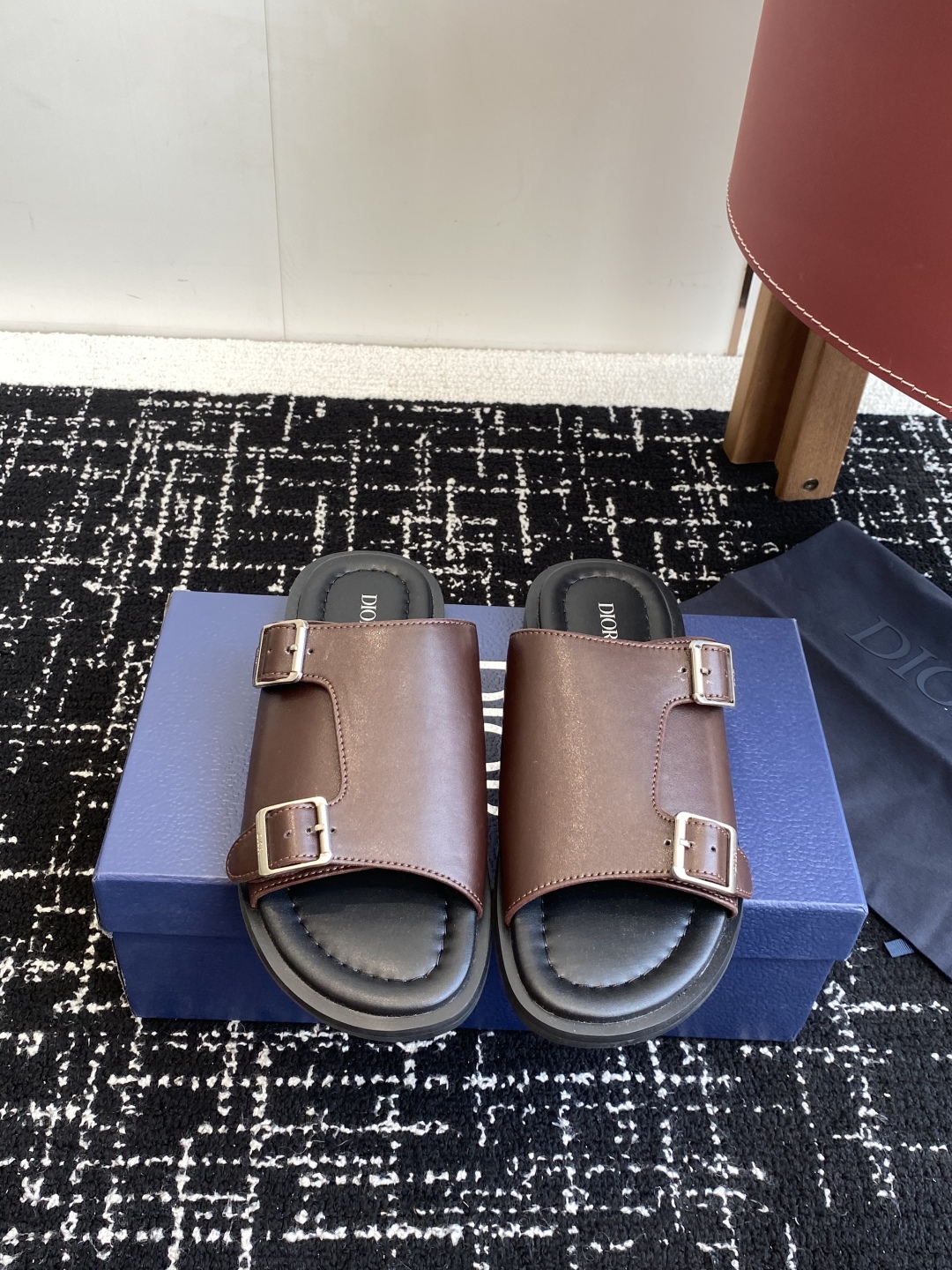 代购级
Dior  25ss 春夏最新款  男士超轻发泡大底 凉拖

夏威夷沙滩运动拖鞋 Angelab