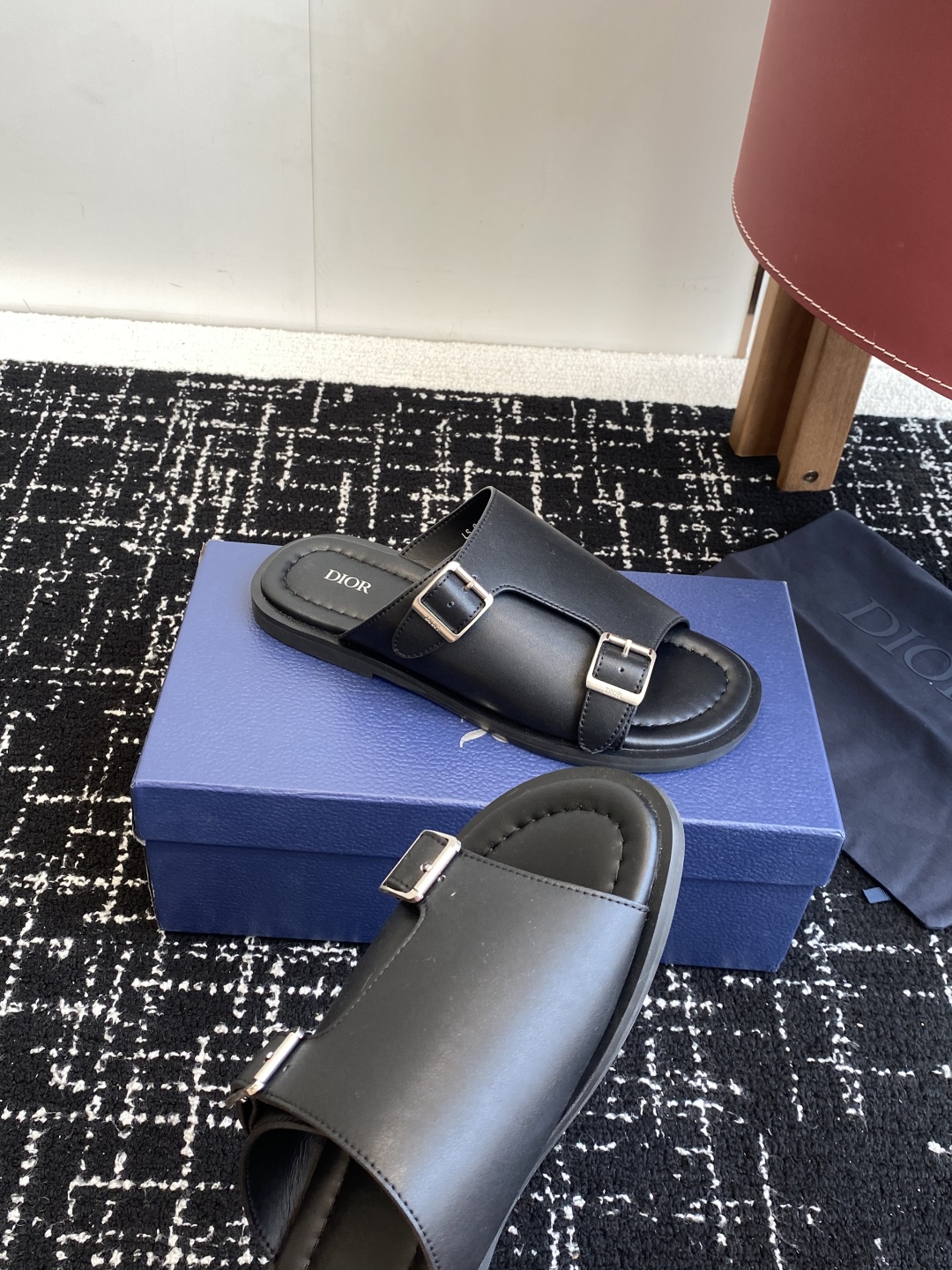 代购级
Dior  25ss 春夏最新款  男士超轻发泡大底 凉拖

夏威夷沙滩运动拖鞋 Angelab