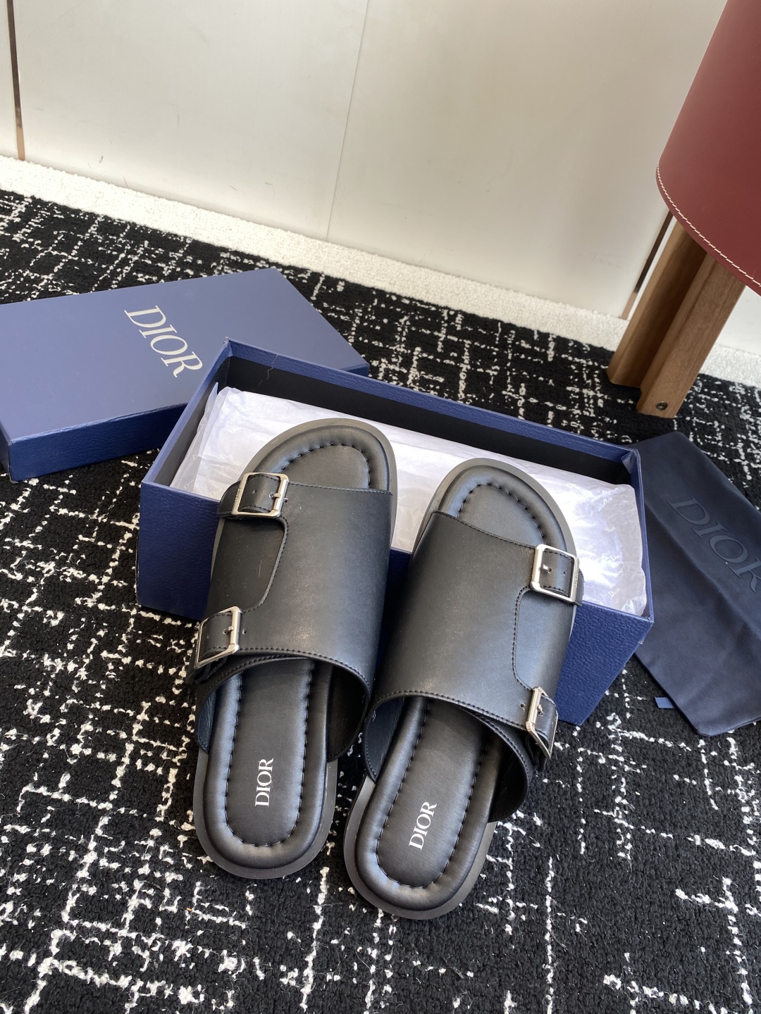 代购级
Dior  25ss 春夏最新款  男士超轻发泡大底 凉拖

夏威夷沙滩运动拖鞋 Angelab