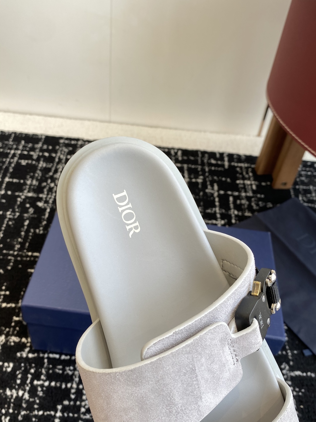 代购级
Dior  25ss 春夏最新款  男士超轻发泡大底 凉拖

夏威夷沙滩运动拖鞋 Angelab