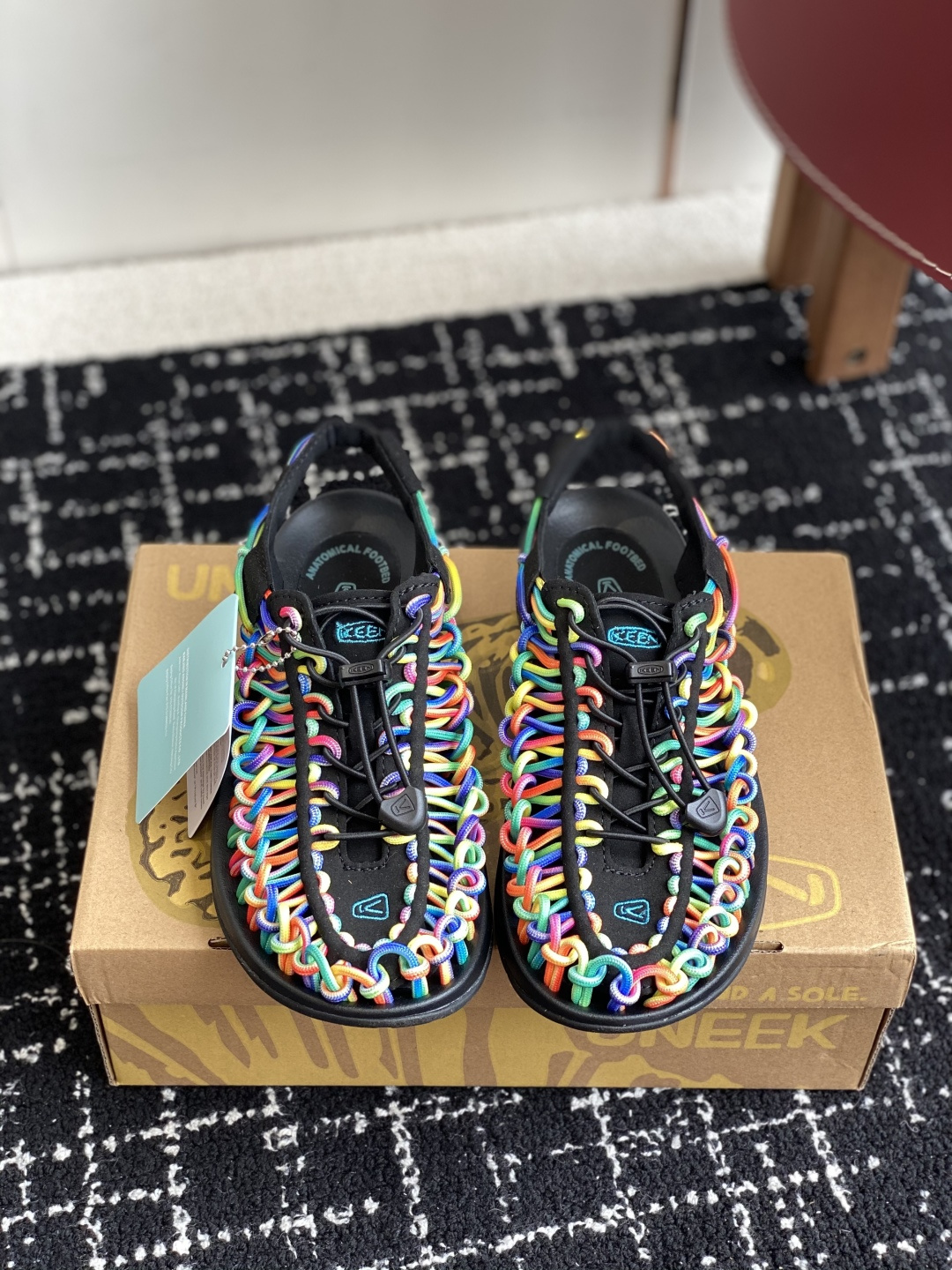 代购级
Keen户外溯溪鞋 莞产原厂级，随着近两年户外活动的火爆

作为户外作业Keen品牌的溯溪鞋就成