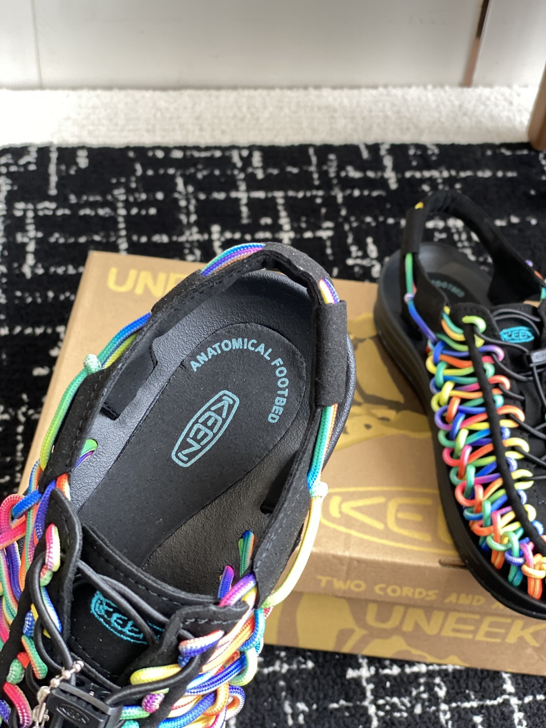 代购级
Keen户外溯溪鞋 莞产原厂级，随着近两年户外活动的火爆

作为户外作业Keen品牌的溯溪鞋就成