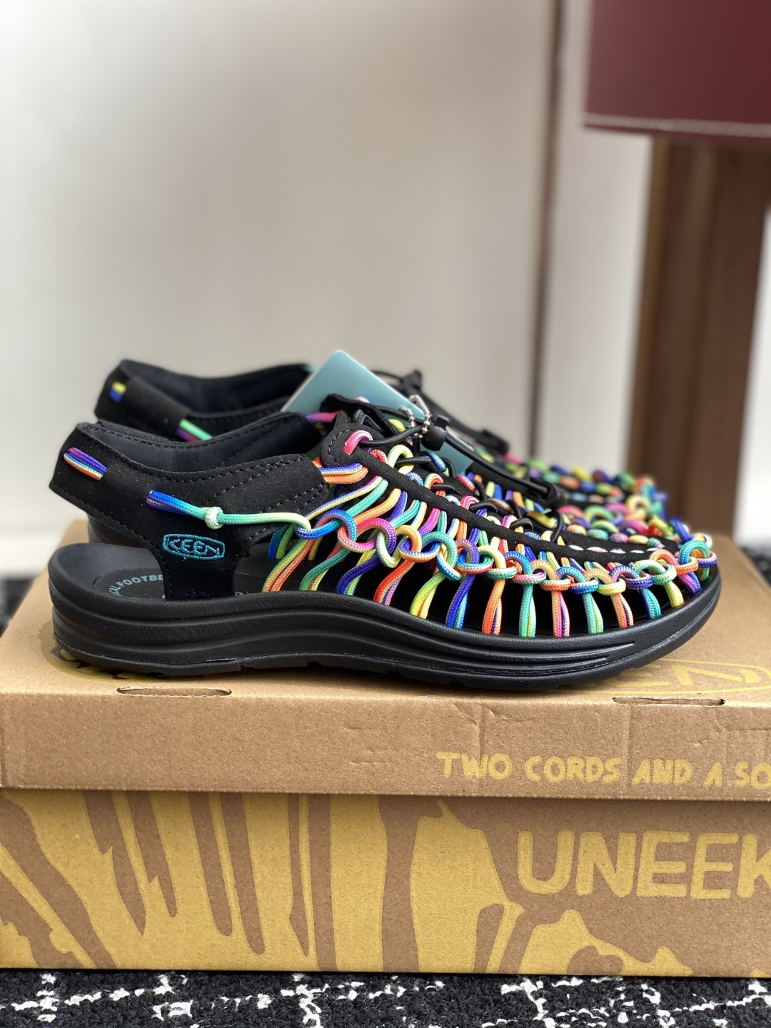 代购级
Keen户外溯溪鞋 莞产原厂级，随着近两年户外活动的火爆

作为户外作业Keen品牌的溯溪鞋就成