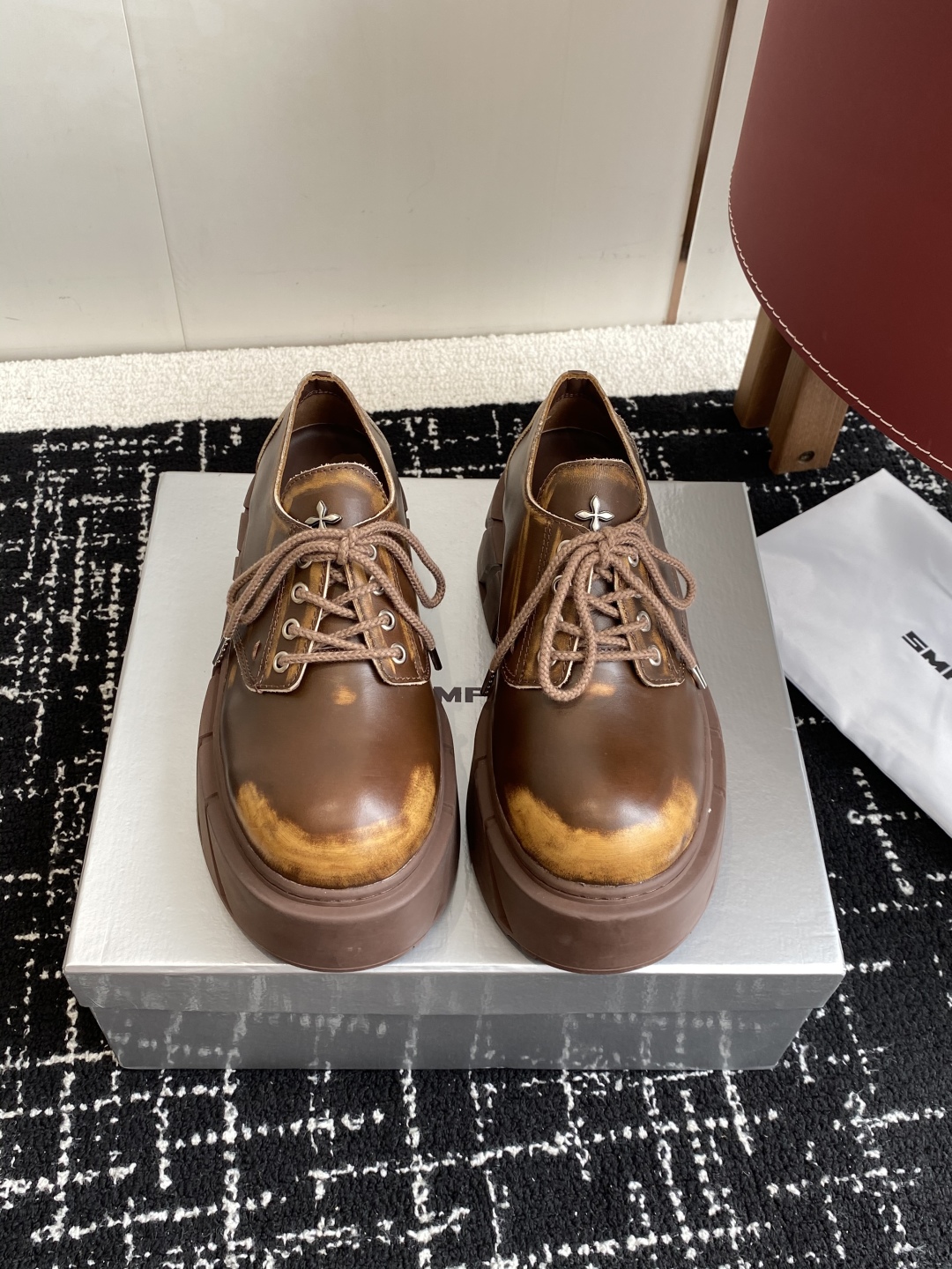 Smfk 小众潮牌 25ss爆款新品 厚底 休闲鞋 德比鞋 短靴 长靴 
爆真的是很耐看越看越喜欢！矮个