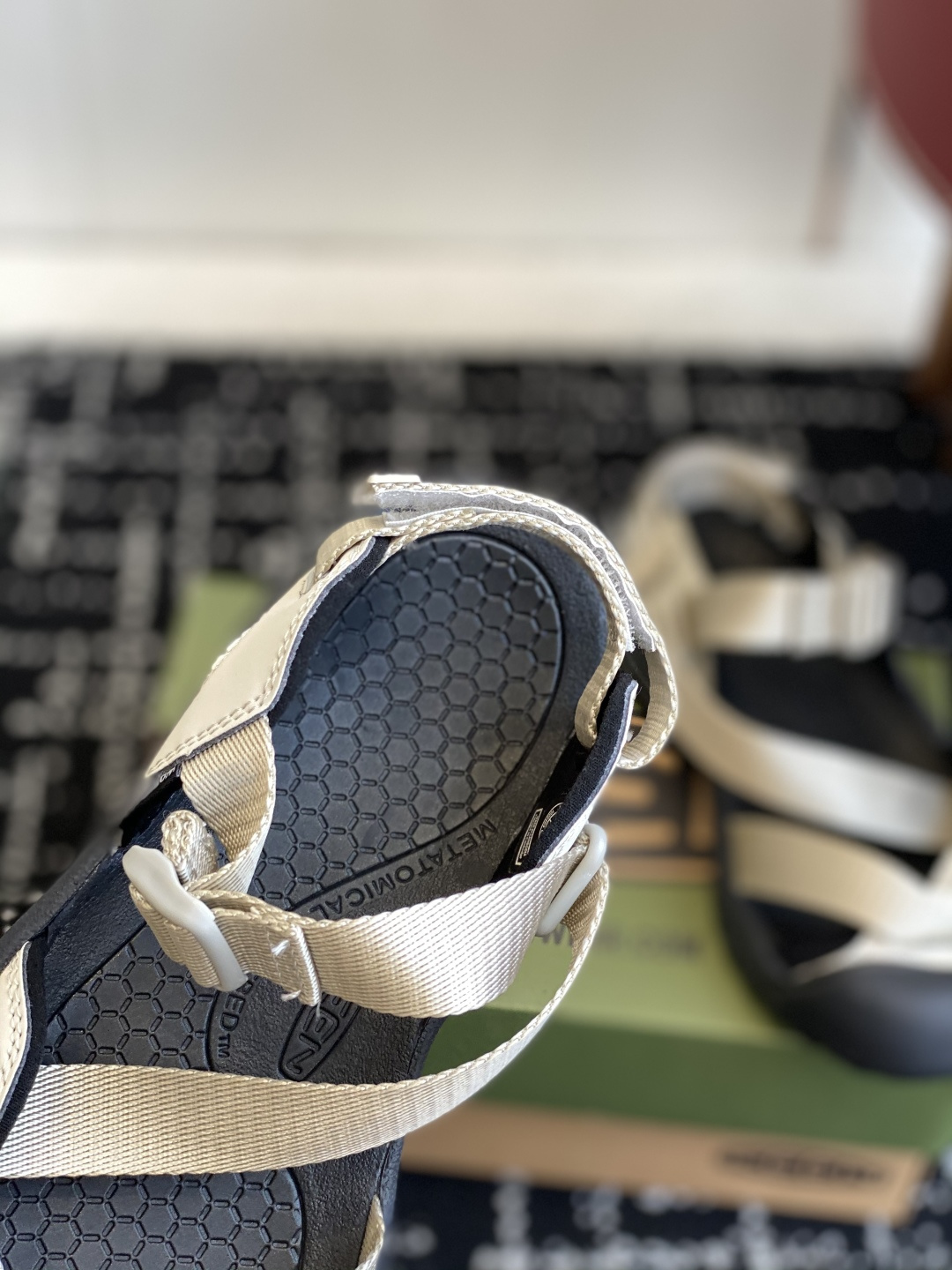 代购级
KEEN 科恩 玛丽珍Jasper 山系户外鞋
日系街头复古风 可以暴走2w步毫无压力！

第一