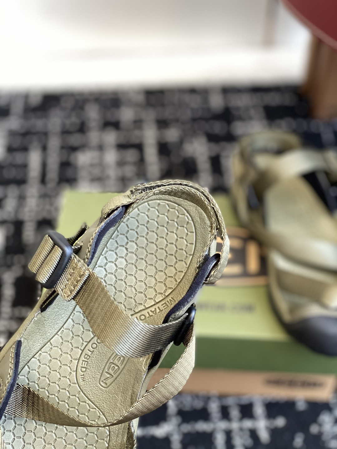 代购级
KEEN 科恩 玛丽珍Jasper 山系户外鞋
日系街头复古风 可以暴走2w步毫无压力！

第一