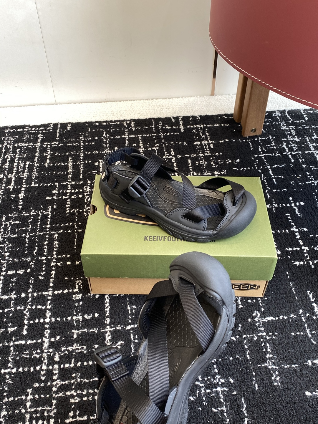 代购级
KEEN 科恩 玛丽珍Jasper 山系户外鞋
日系街头复古风 可以暴走2w步毫无压力！

第一