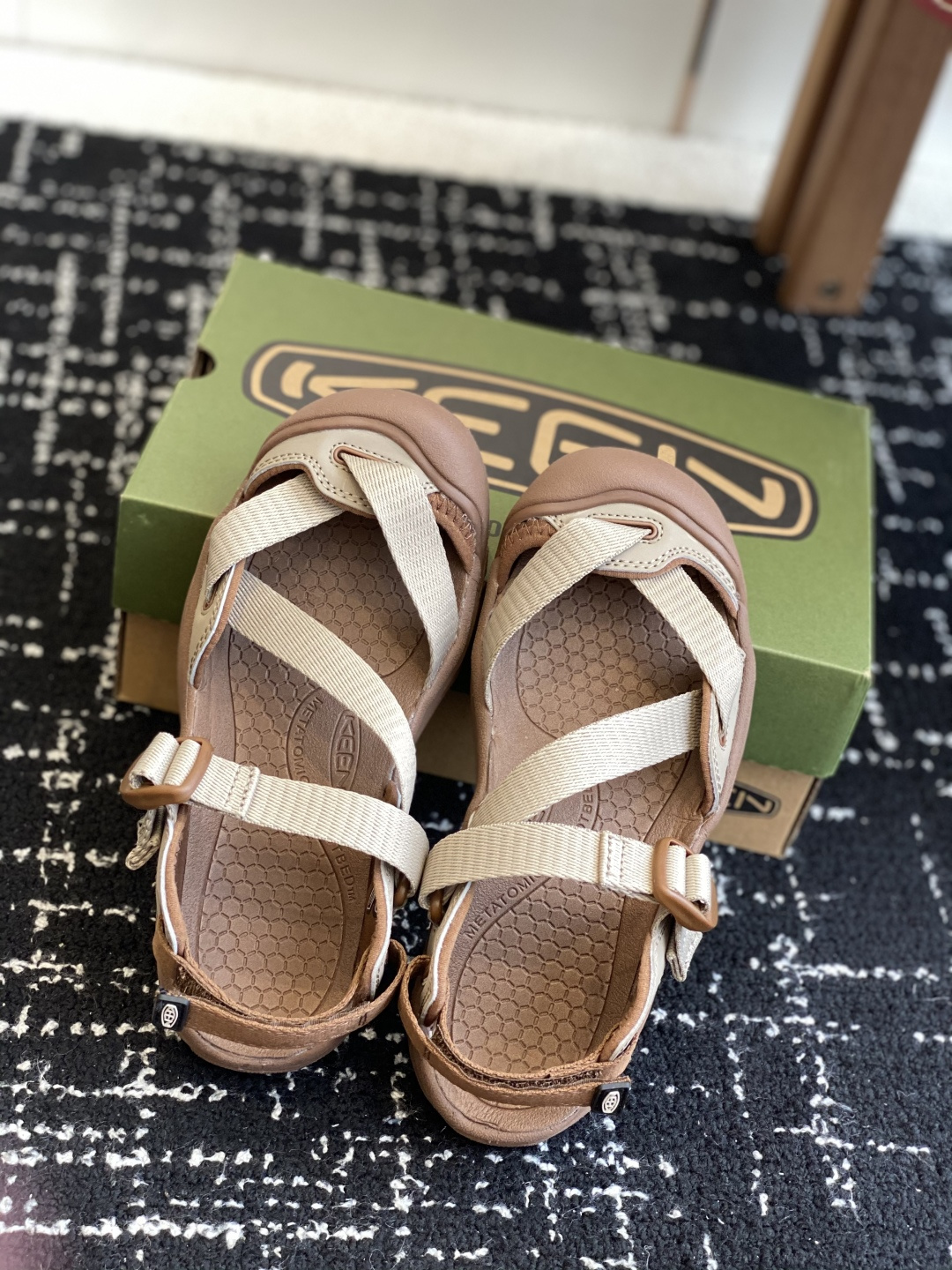 代购级
KEEN 科恩 玛丽珍Jasper 山系户外鞋
日系街头复古风 可以暴走2w步毫无压力！

第一