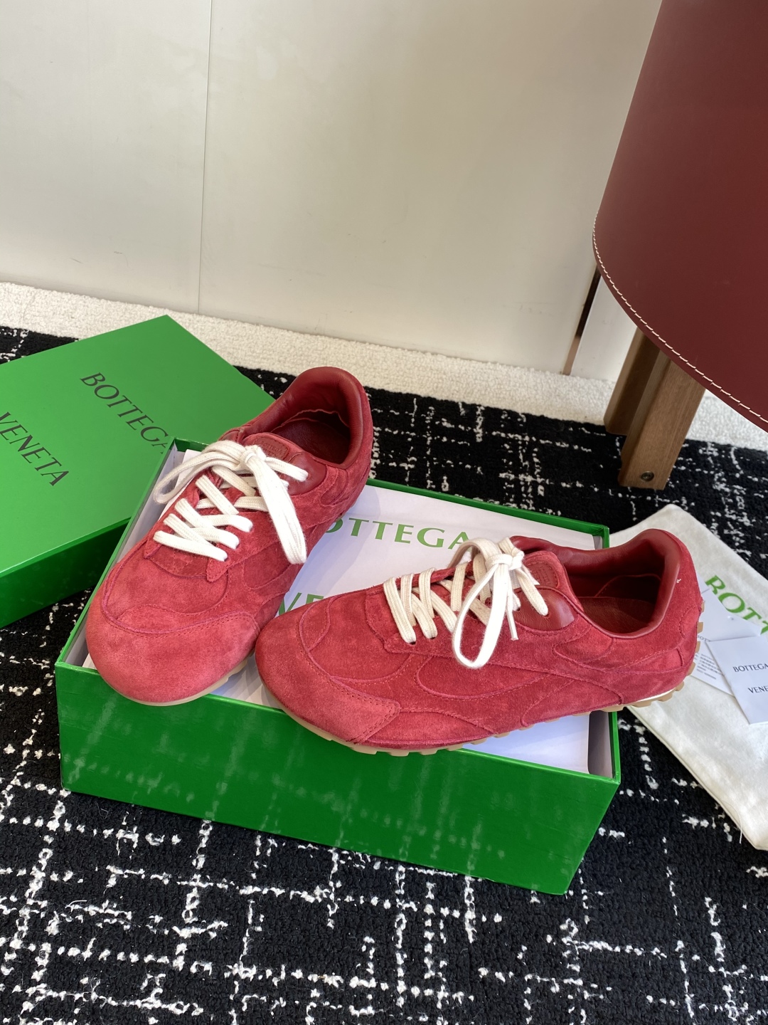 代购级
Bottega Veneta BV葆蝶家 25ss新款 阿甘鞋 德训运动鞋

Sneaker科技