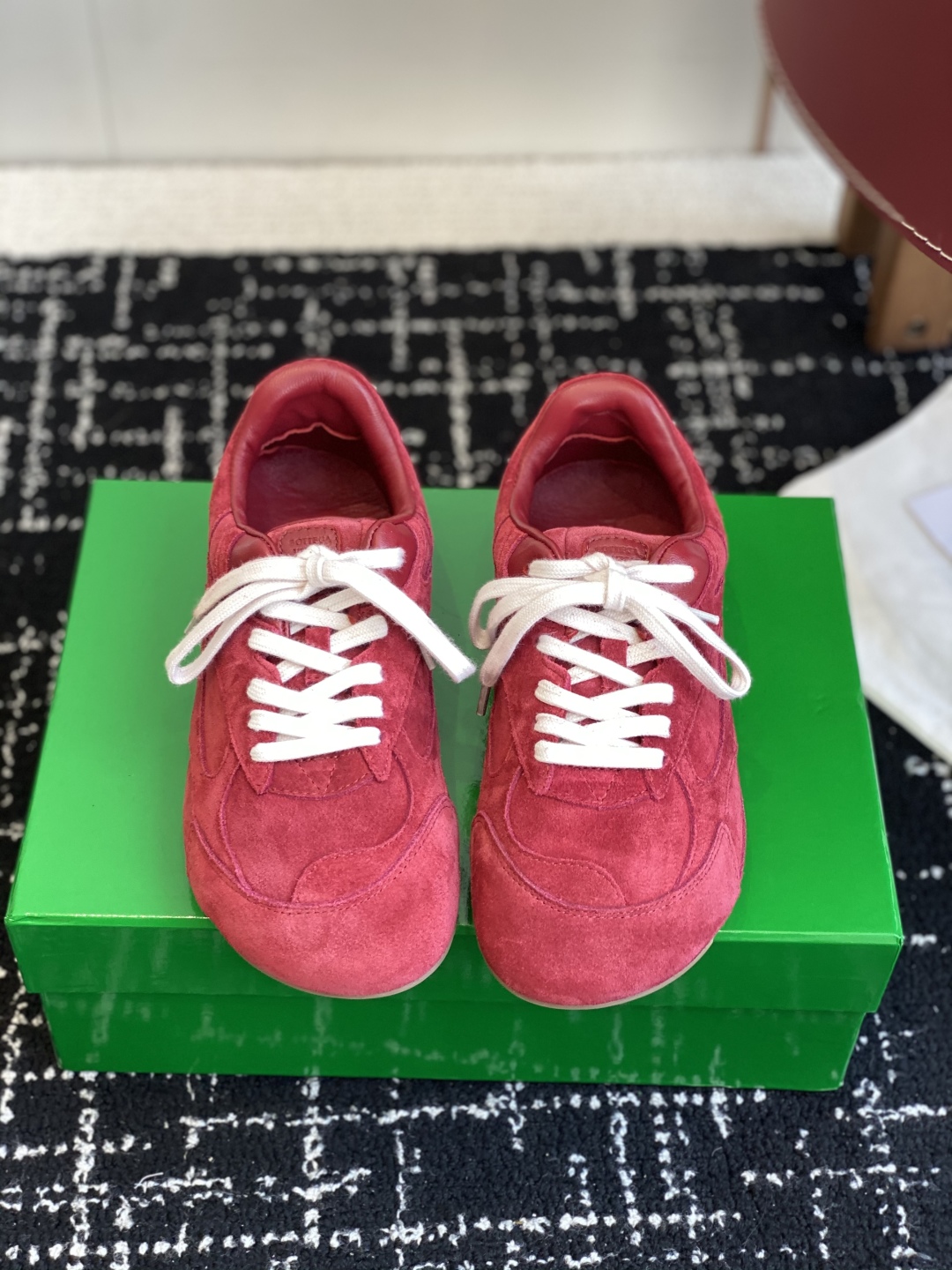 代购级
Bottega Veneta BV葆蝶家 25ss新款 阿甘鞋 德训运动鞋

Sneaker科技