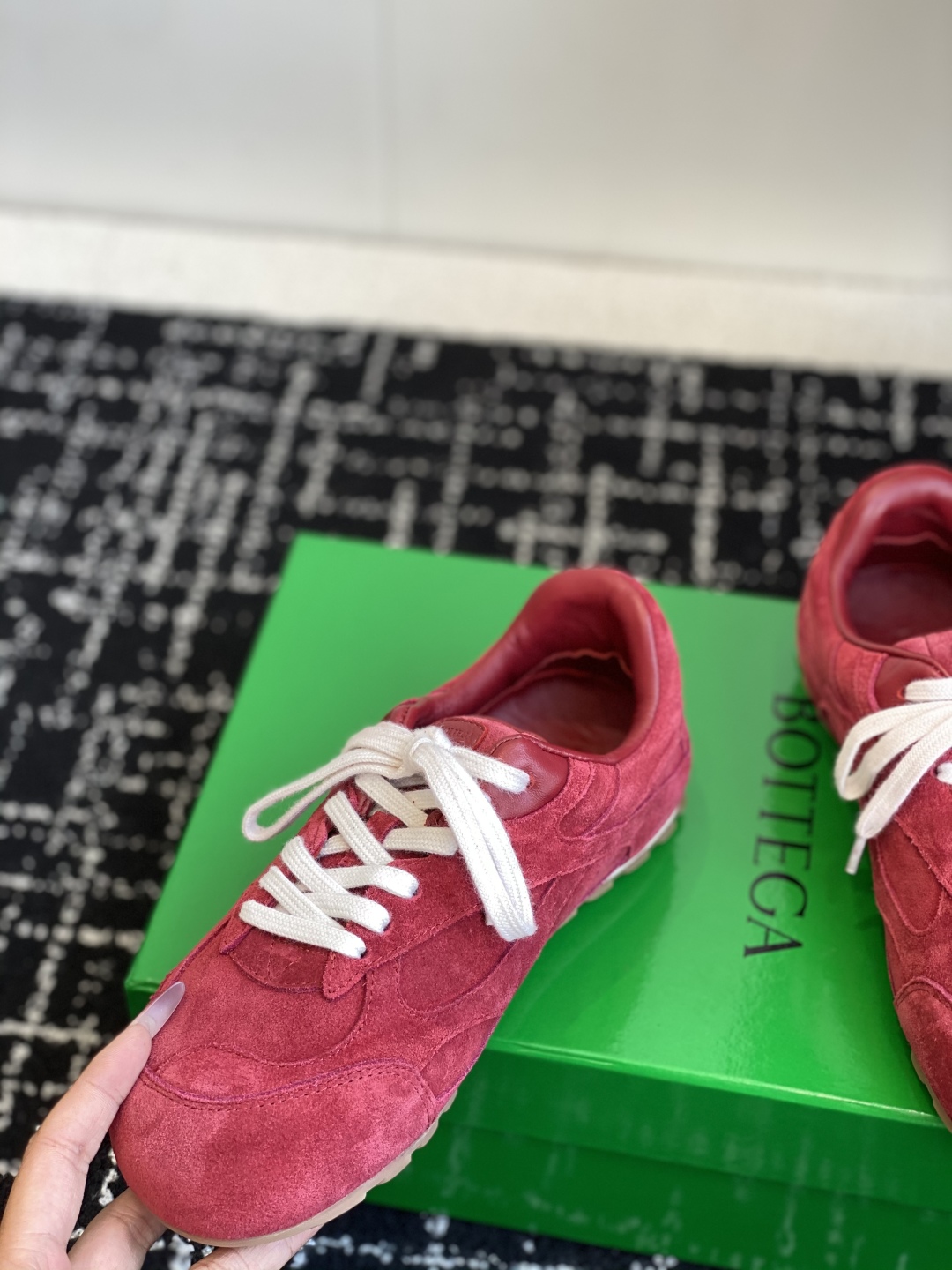 代购级
Bottega Veneta BV葆蝶家 25ss新款 阿甘鞋 德训运动鞋

Sneaker科技