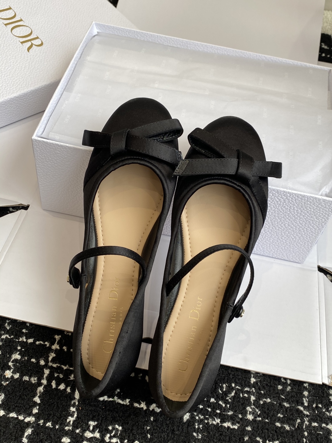 代购级（官网同步飞机盒✈️）
Dior 25ss 早春新品芭蕾舞鞋 新品DIOR 真丝 蝴蝶结 芭蕾舞 
