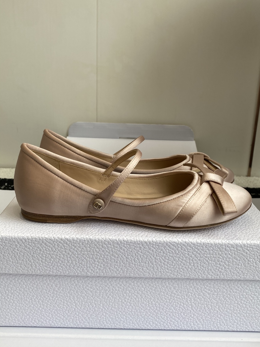 代购级（官网同步飞机盒✈️）
Dior 25ss 早春新品芭蕾舞鞋 新品DIOR 真丝 蝴蝶结 芭蕾舞 