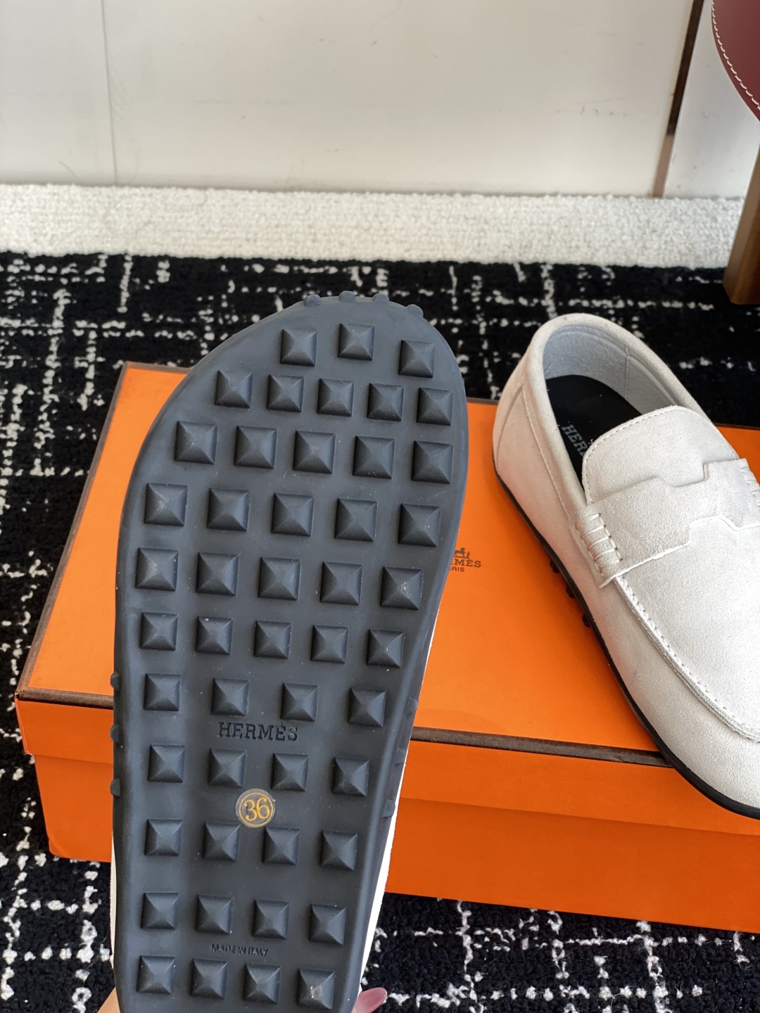 代购级
Hermer/爱马仕 25ss 博肯单鞋 秋冬穿搭必入勃肯单鞋

h经典装饰完全是我的菜 仿佛是