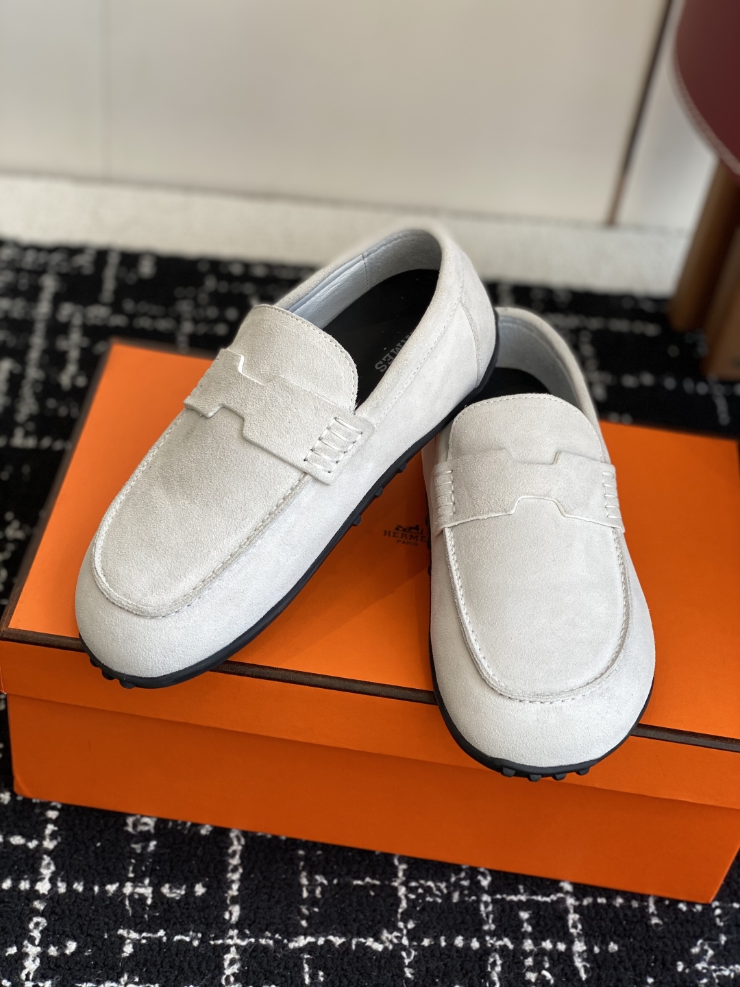 代购级
Hermer/爱马仕 25ss 博肯单鞋 秋冬穿搭必入勃肯单鞋

h经典装饰完全是我的菜 仿佛是