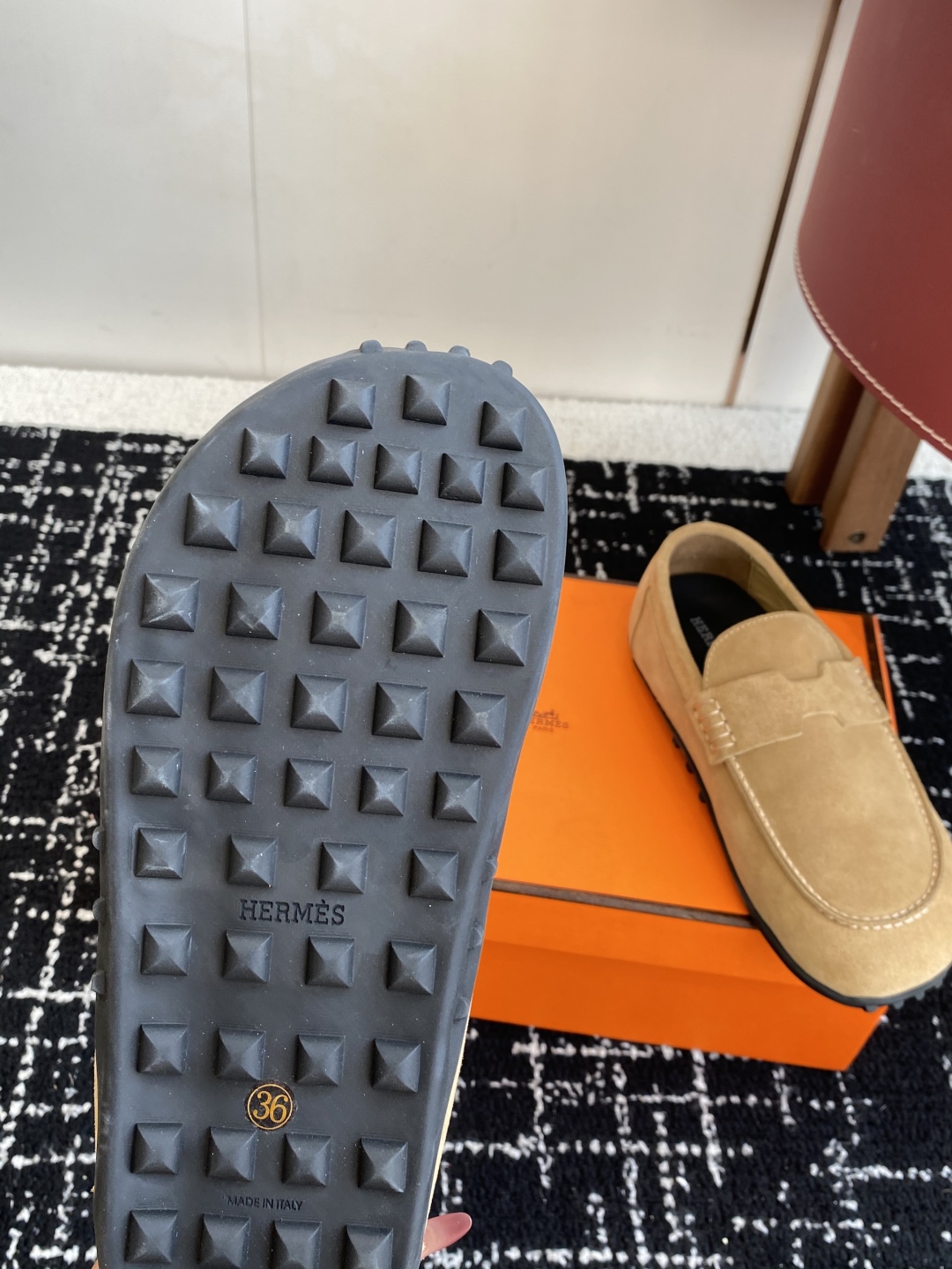 代购级
Hermer/爱马仕 25ss 博肯单鞋 秋冬穿搭必入勃肯单鞋

h经典装饰完全是我的菜 仿佛是