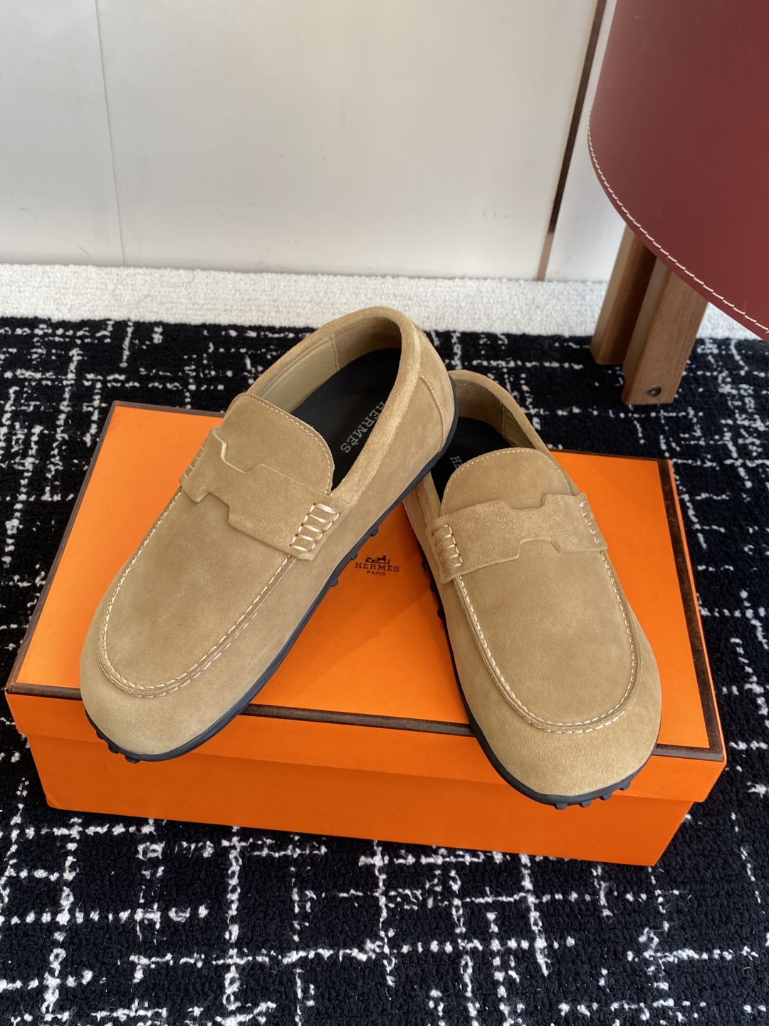 代购级
Hermer/爱马仕 25ss 博肯单鞋 秋冬穿搭必入勃肯单鞋

h经典装饰完全是我的菜 仿佛是