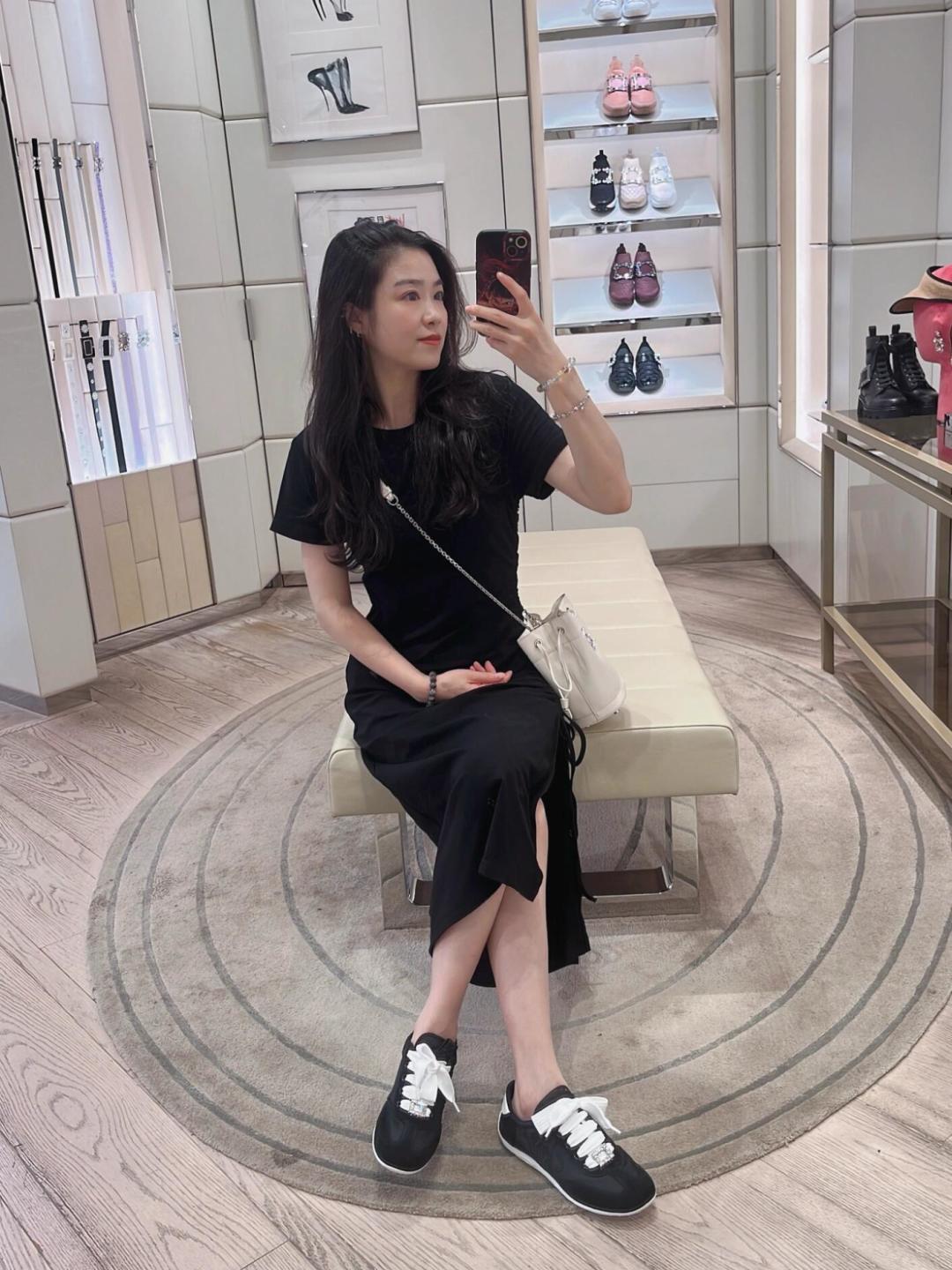 NO:692201,Upper foot picture reference, casual shoes/sports shoes, sneakers19860909上脚图 参考,休闲鞋/运动鞋,sneakers,Women's Shoes