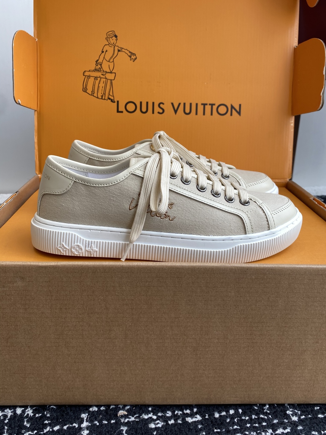 代购级（官网同步✈️盒包装）
Louis Vuitton Lv驴牌25新款Lagoon 运动休闲鞋 帆布