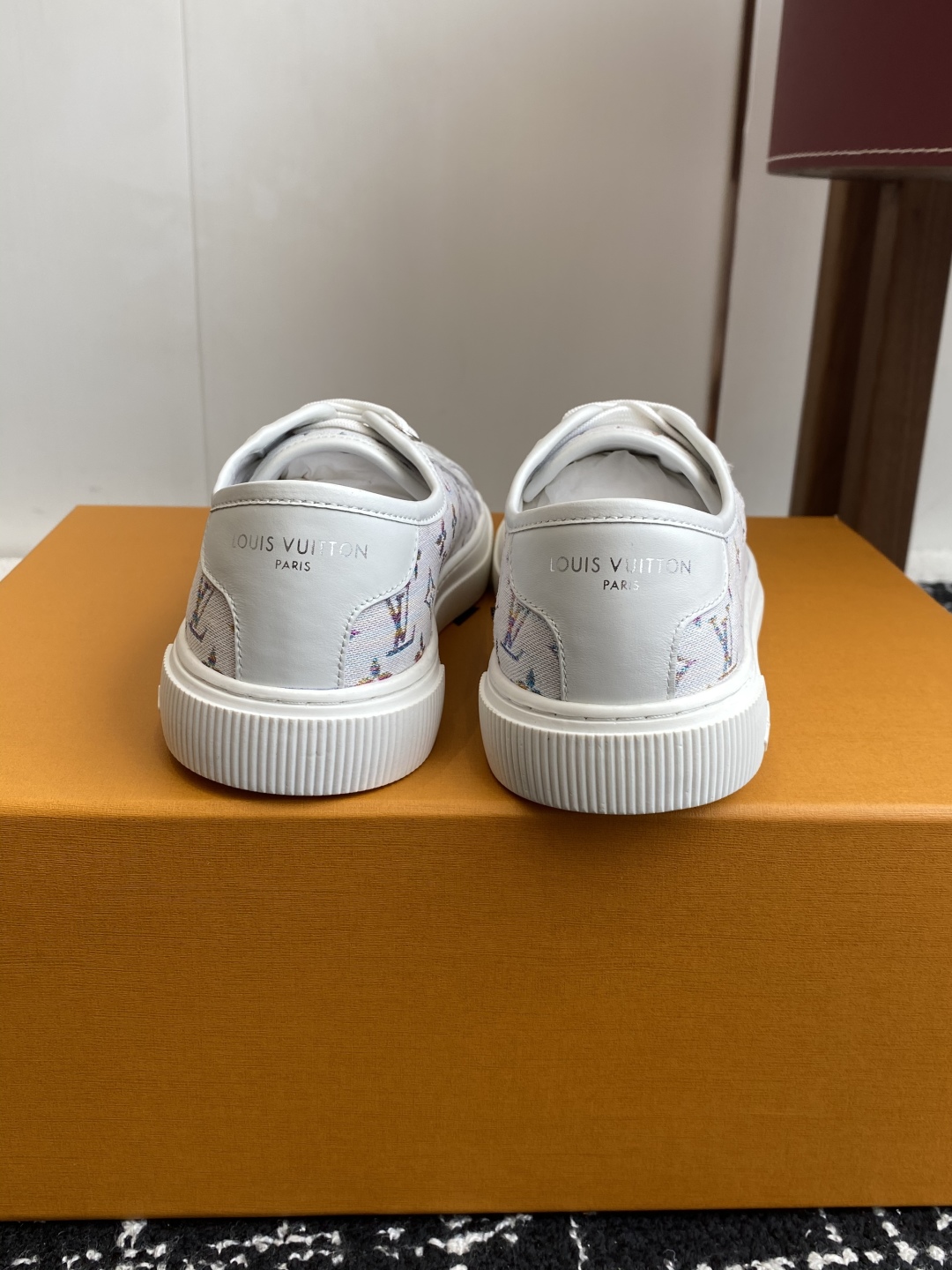 代购级（官网同步✈️盒包装）
Louis Vuitton Lv驴牌25新款Lagoon 运动休闲鞋 帆布