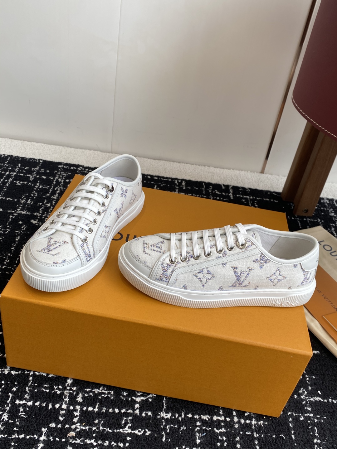 代购级（官网同步✈️盒包装）
Louis Vuitton Lv驴牌25新款Lagoon 运动休闲鞋 帆布