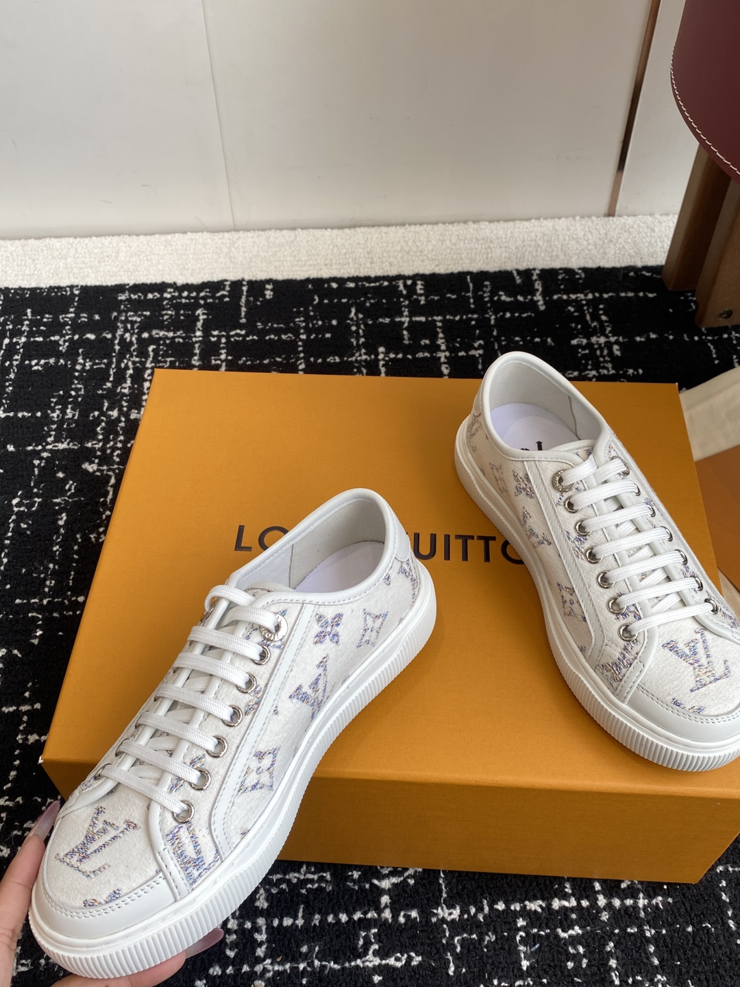 代购级（官网同步✈️盒包装）
Louis Vuitton Lv驴牌25新款Lagoon 运动休闲鞋 帆布