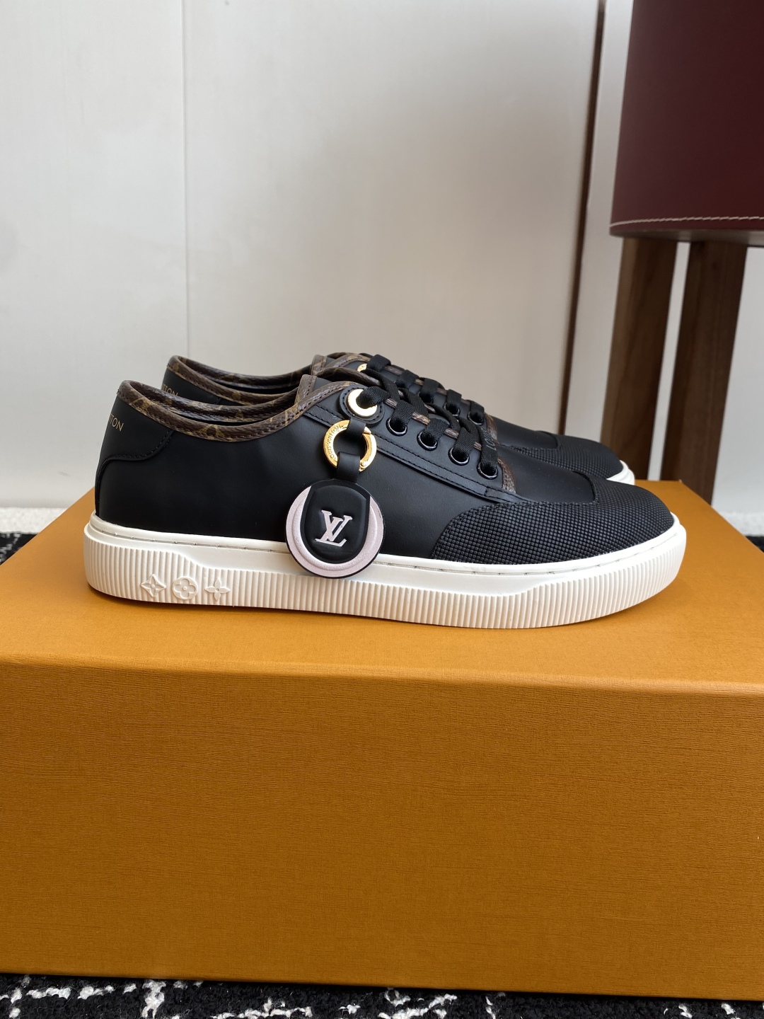 代购级（官网同步✈️盒包装）
Louis Vuitton Lv驴牌25新款Lagoon 运动休闲鞋 帆布