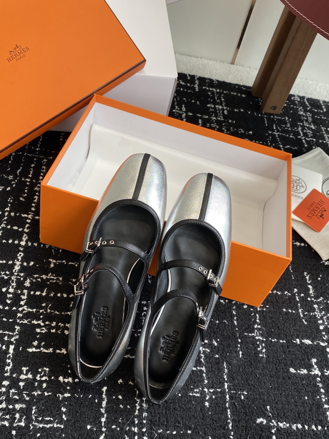 东莞代购级（官网同步✈️飞机盒包装）
爱马仕Hermes 25ss 春夏新品 玛丽珍无疑是近年来爆火 的