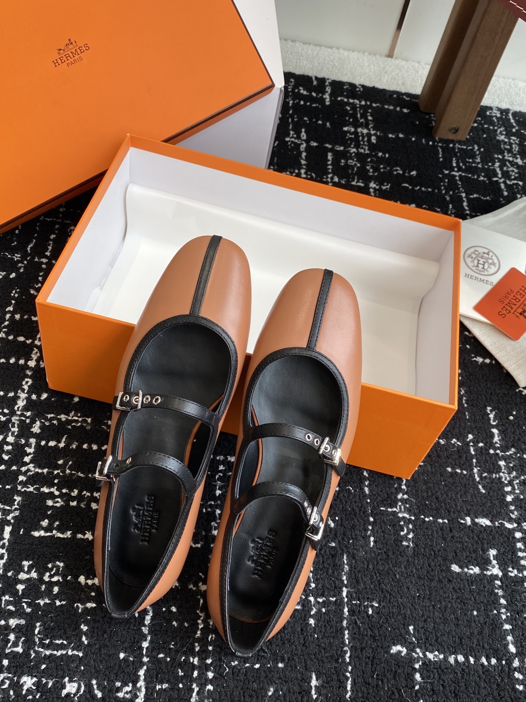 东莞代购级（官网同步✈️飞机盒包装）
爱马仕Hermes 25ss 春夏新品 玛丽珍无疑是近年来爆火 的