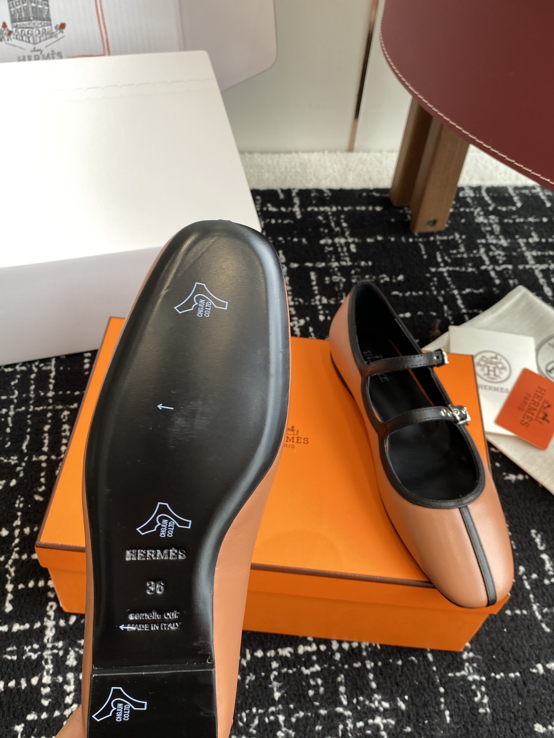 东莞代购级（官网同步✈️飞机盒包装）
爱马仕Hermes 25ss 春夏新品 玛丽珍无疑是近年来爆火 的