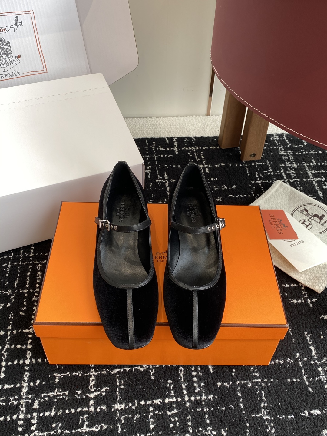 东莞代购级（官网同步✈️飞机盒包装）
爱马仕Hermes 25ss 春夏新品 矮跟 玛丽珍无疑是近年来爆