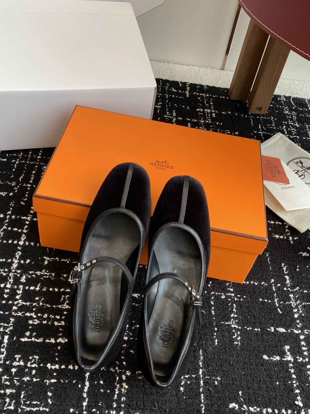 东莞代购级（官网同步✈️飞机盒包装）
爱马仕Hermes 25ss 春夏新品 矮跟 玛丽珍无疑是近年来爆