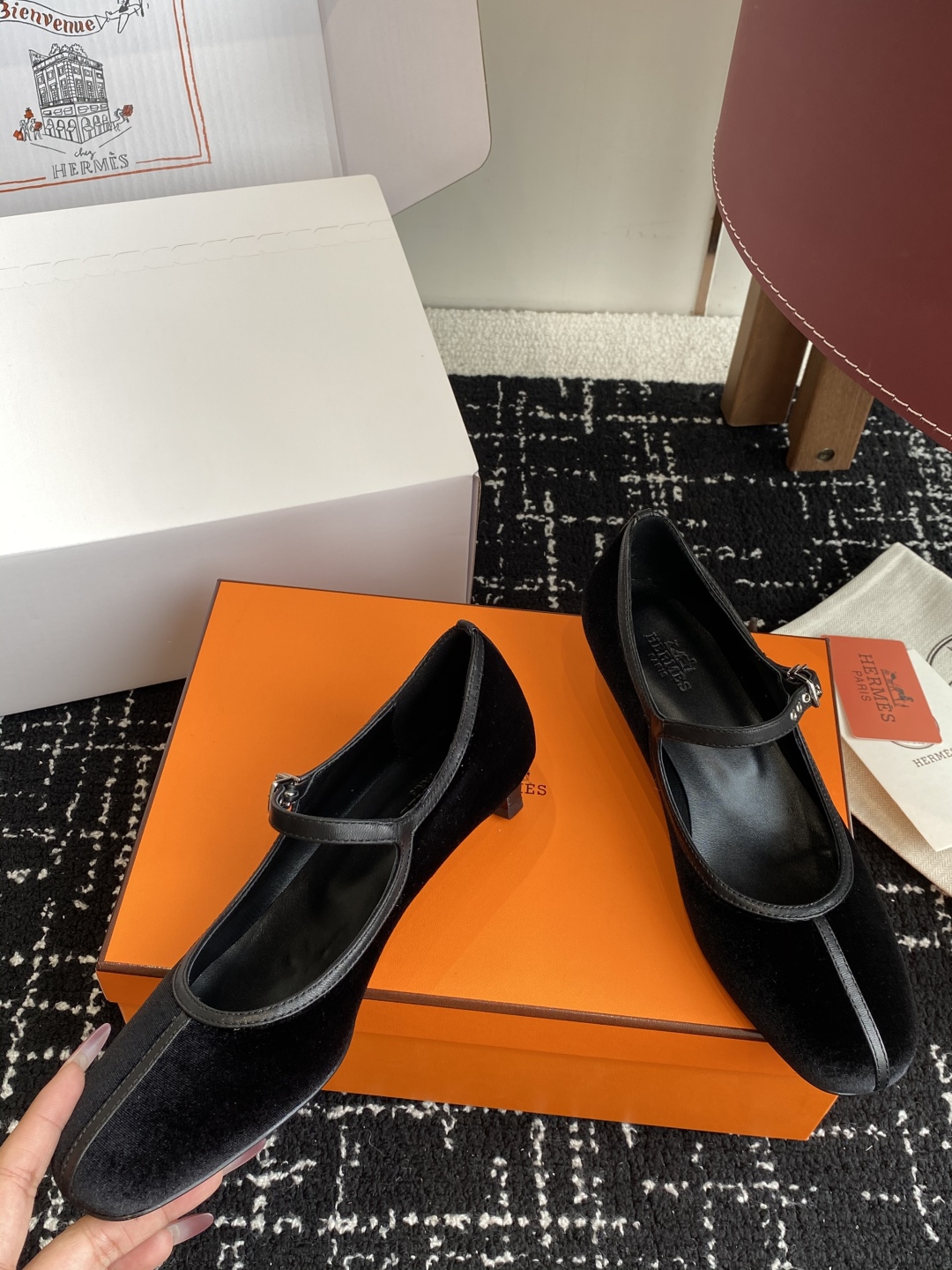 东莞代购级（官网同步✈️飞机盒包装）
爱马仕Hermes 25ss 春夏新品 矮跟 玛丽珍无疑是近年来爆