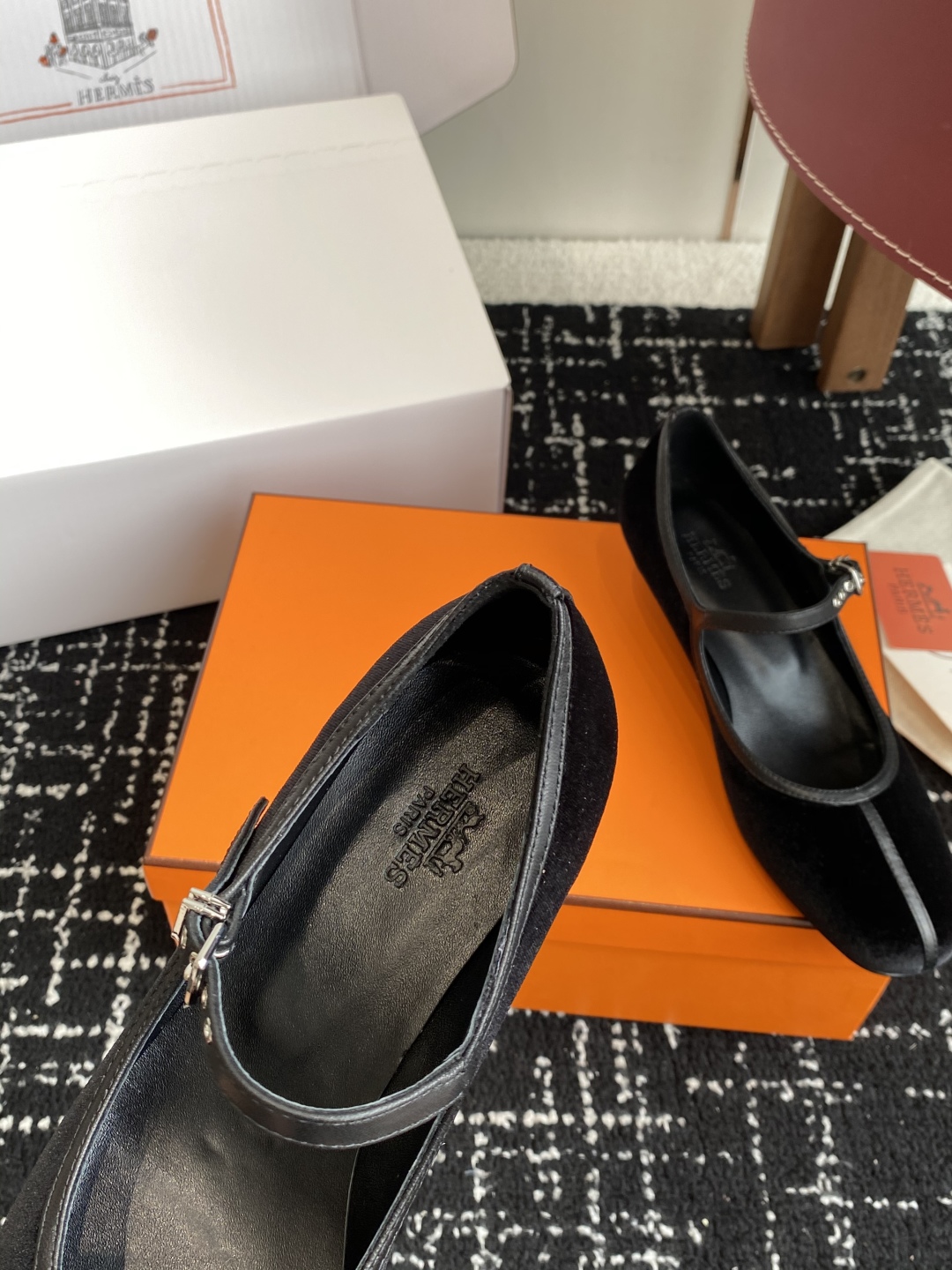 东莞代购级（官网同步✈️飞机盒包装）
爱马仕Hermes 25ss 春夏新品 矮跟 玛丽珍无疑是近年来爆