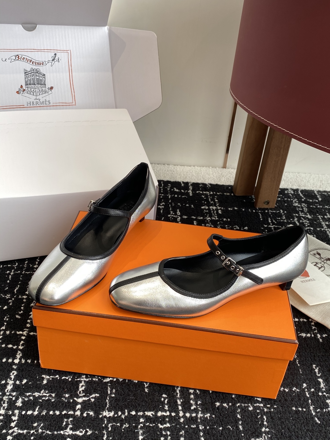 东莞代购级（官网同步✈️飞机盒包装）
爱马仕Hermes 25ss 春夏新品 矮跟 玛丽珍无疑是近年来爆