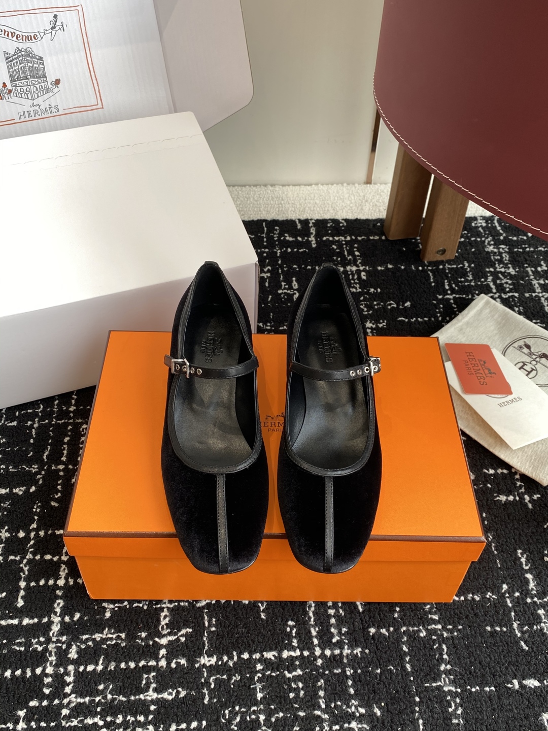 东莞代购级（官网同步✈️飞机盒包装）
爱马仕Hermes 25ss 春夏新品 矮跟 玛丽珍无疑是近年来爆