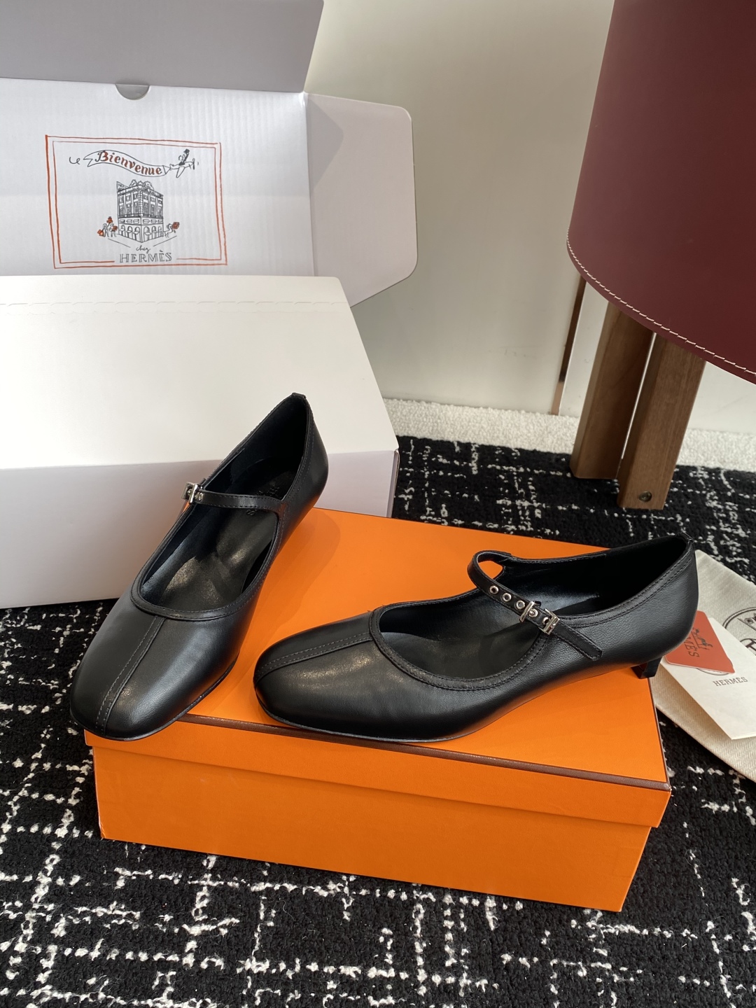 东莞代购级（官网同步✈️飞机盒包装）
爱马仕Hermes 25ss 春夏新品 矮跟 玛丽珍无疑是近年来爆