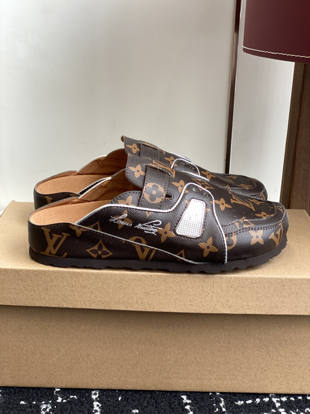 代购级
Birkenstock x 联名Lv 情侣款 系列 这两个品牌刚出联名我就心动了

代购找很久才