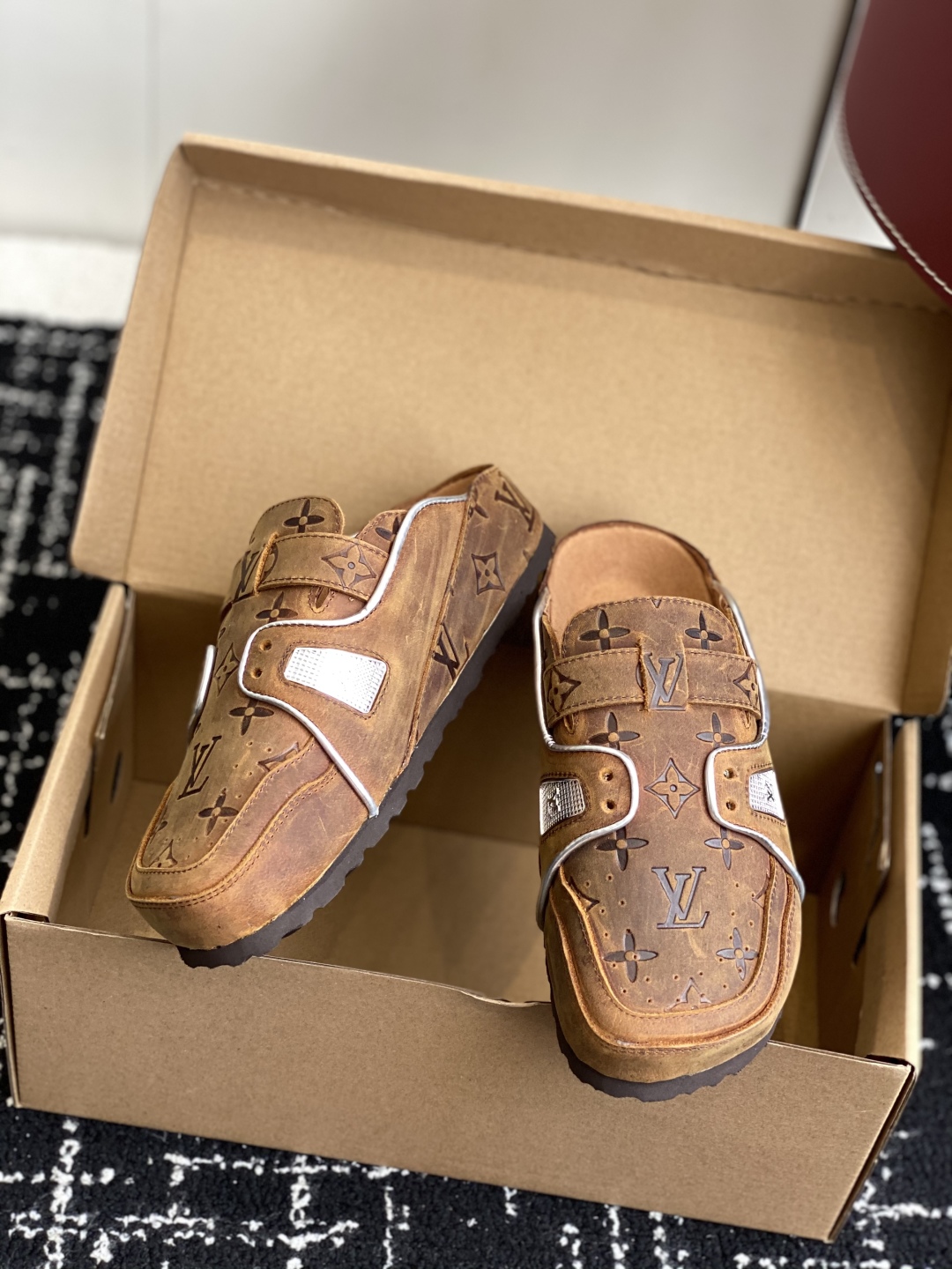 代购级
Birkenstock x 联名Lv 情侣款 系列 这两个品牌刚出联名我就心动了

代购找很久才