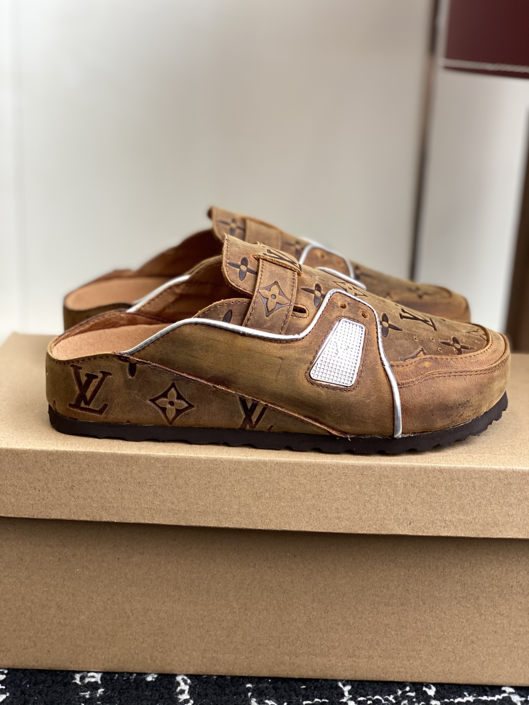 代购级
Birkenstock x 联名Lv 情侣款 系列 这两个品牌刚出联名我就心动了

代购找很久才