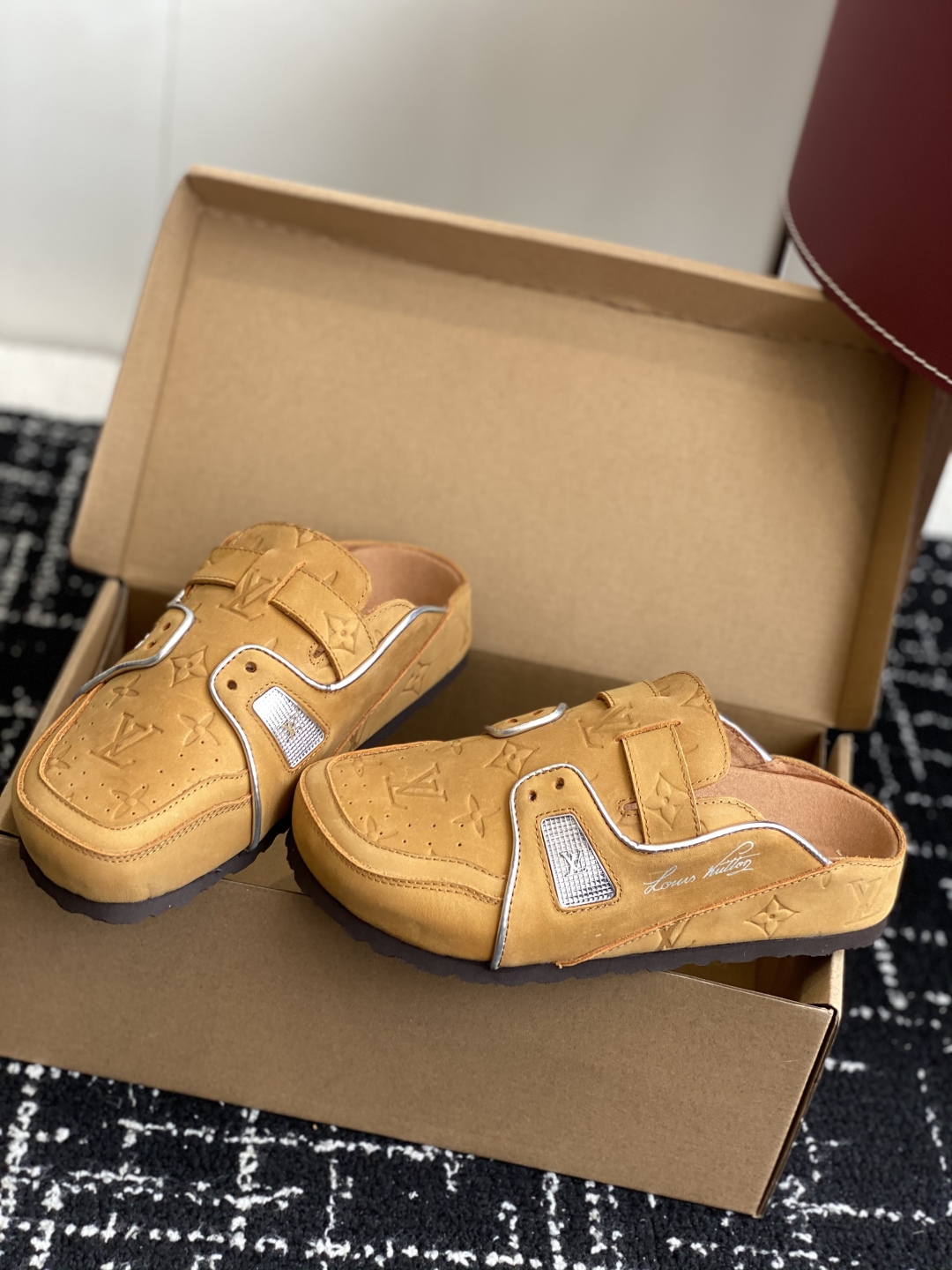 代购级
Birkenstock x 联名Lv 情侣款 系列 这两个品牌刚出联名我就心动了

代购找很久才