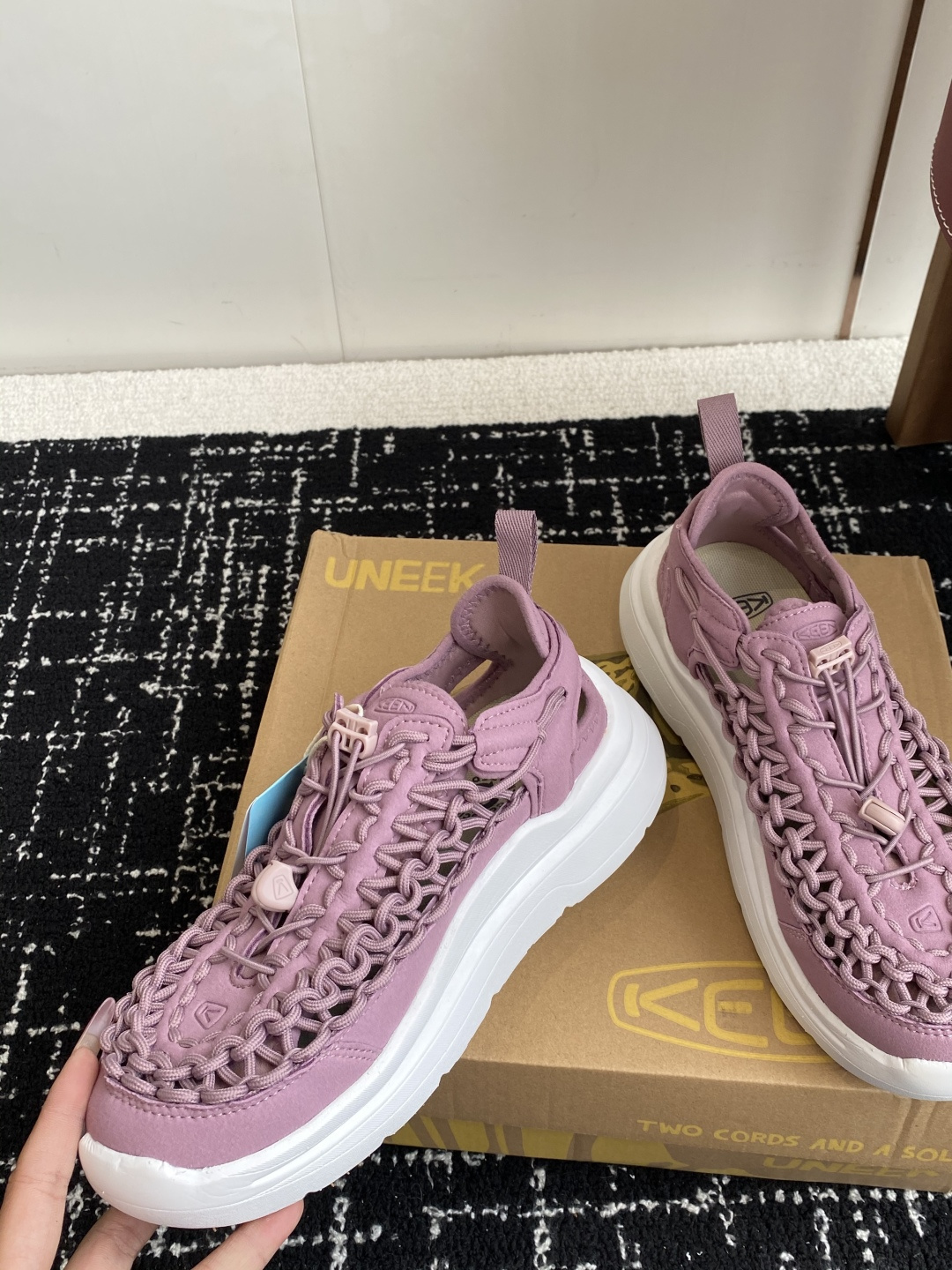 代购级
KEEN科恩 UNEEK WK 舒适 百搭 时尚 沙滩凉鞋

弹力舒适手工编织 塑造舒适柔软鞋身