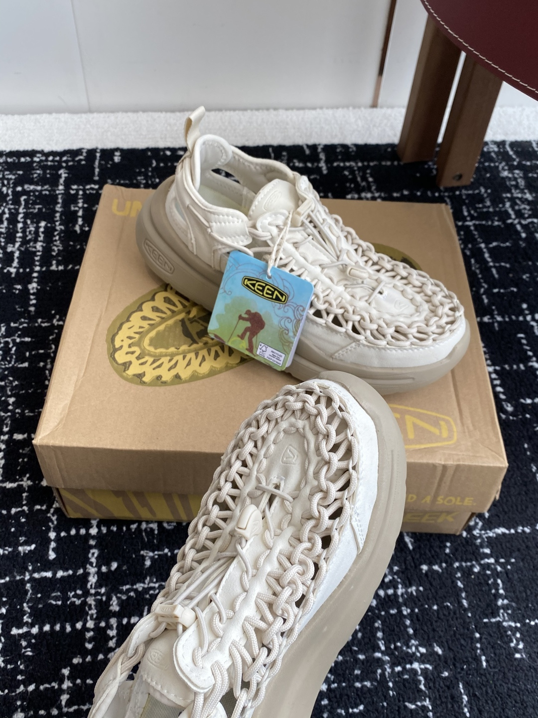 代购级
KEEN科恩 UNEEK WK 舒适 百搭 时尚 沙滩凉鞋

弹力舒适手工编织 塑造舒适柔软鞋身