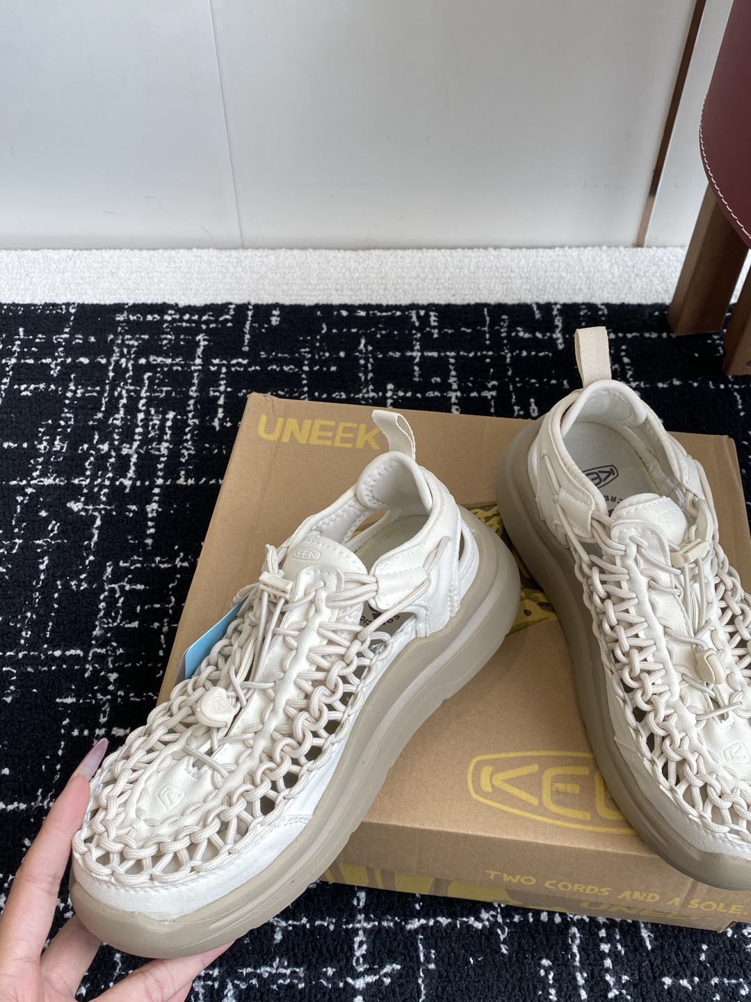 代购级
KEEN科恩 UNEEK WK 舒适 百搭 时尚 沙滩凉鞋

弹力舒适手工编织 塑造舒适柔软鞋身