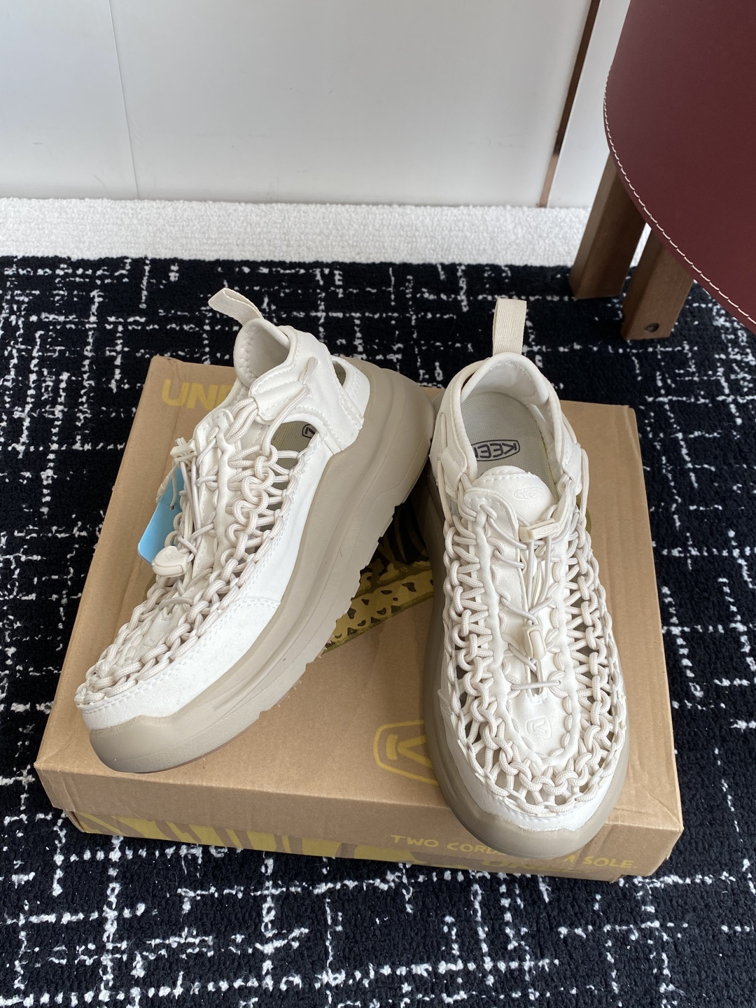 代购级
KEEN科恩 UNEEK WK 舒适 百搭 时尚 沙滩凉鞋

弹力舒适手工编织 塑造舒适柔软鞋身