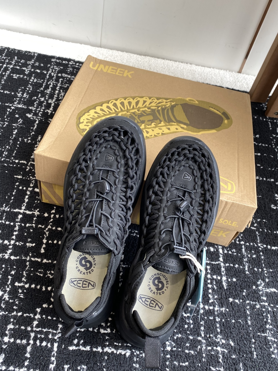 代购级
KEEN科恩 UNEEK WK 舒适 百搭 时尚 沙滩凉鞋

弹力舒适手工编织 塑造舒适柔软鞋身