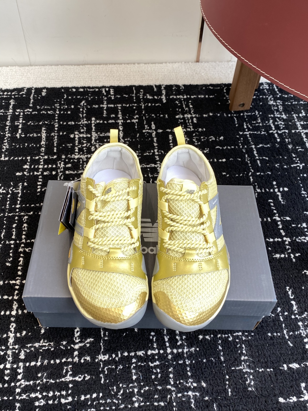 代购级
25年夏季新款 New Balance NB MT10O 网面薄底赤足鞋 薄系扁鞋风 防滑耐磨 