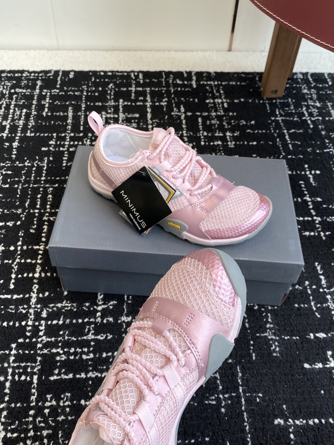 代购级
25年夏季新款 New Balance NB MT10O 网面薄底赤足鞋 薄系扁鞋风 防滑耐磨 